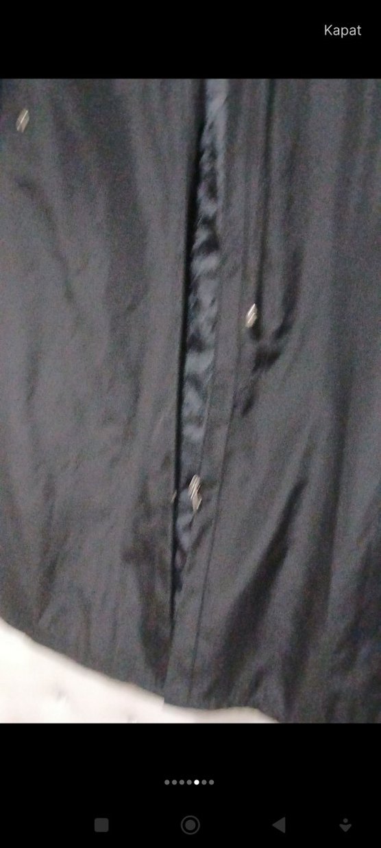 Uzun Siyah Düğmeli Kadın Palto - Görsel 5