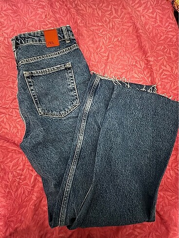 Zara Straight Fit Etiketli Jean