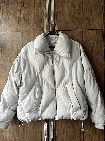 Az kulanılmış oversize mont