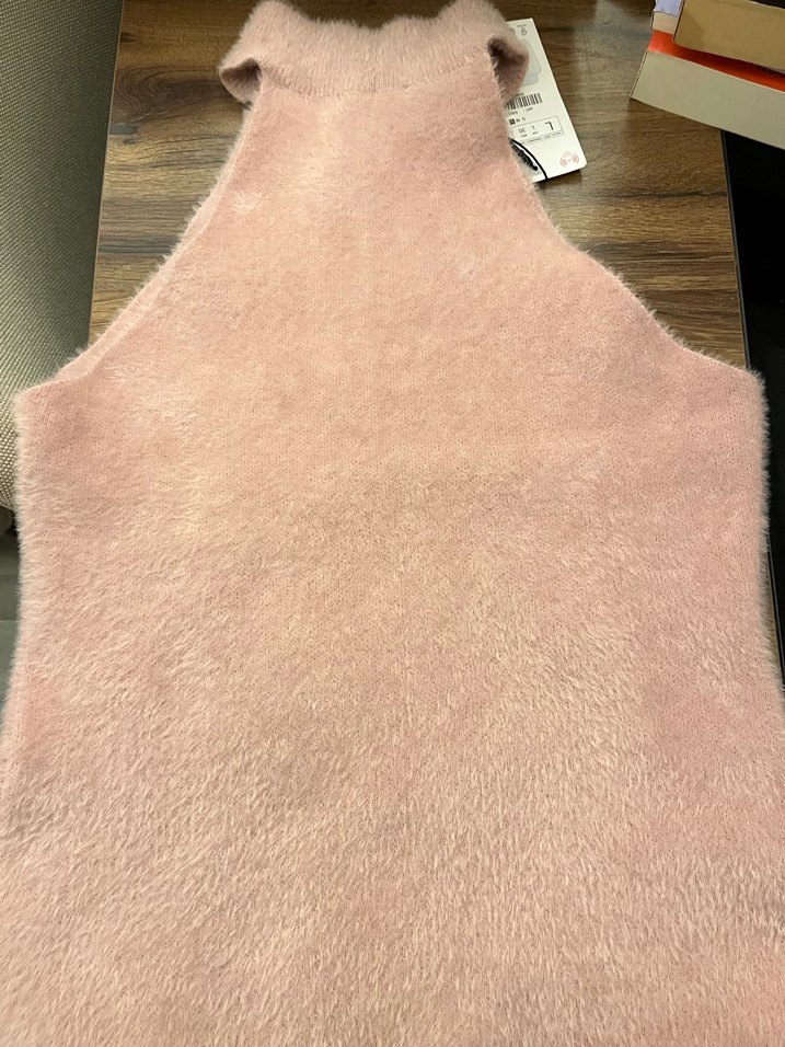 Zara inci işlemeli tüylü örgü bluz etiketli - Görsel 3