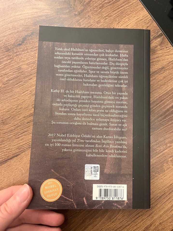 Beni asla bırakma-kazuo ishiguro - Görsel 2