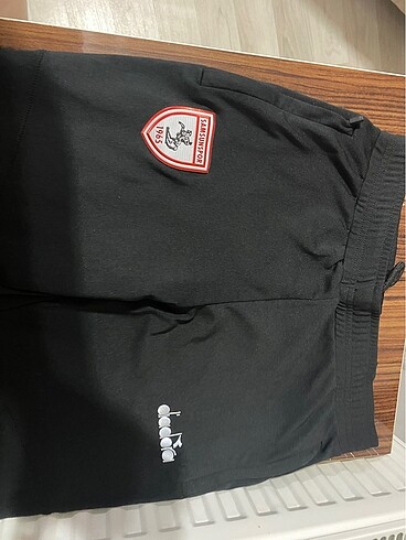 Diğer Diadora eşofman altı