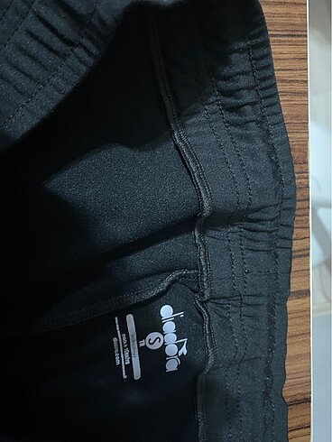 11-12 Yaş Beden Diadora eşofman altı