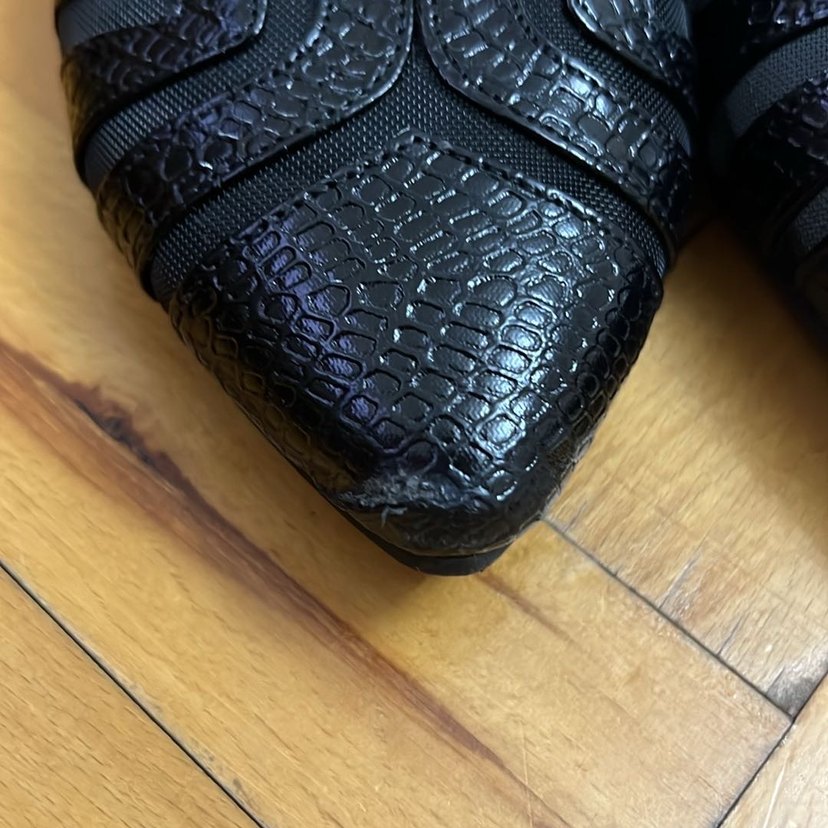 Klasik Siyah Parlak Yılan Desenli Babet - Görsel 2