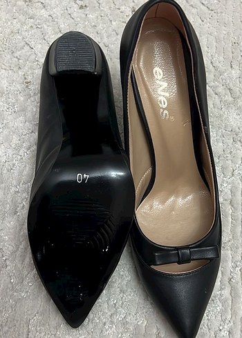 40 Beden Siyah Fiyonk Detaylı Stiletto Topuklu Kadın Ayakkabı