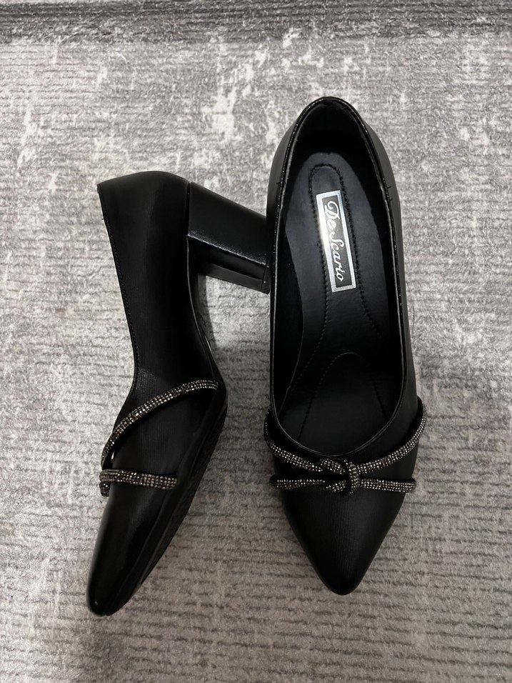Siyah Parlak Tokalı Kadın Topuklu Ayakkabı - Görsel 2