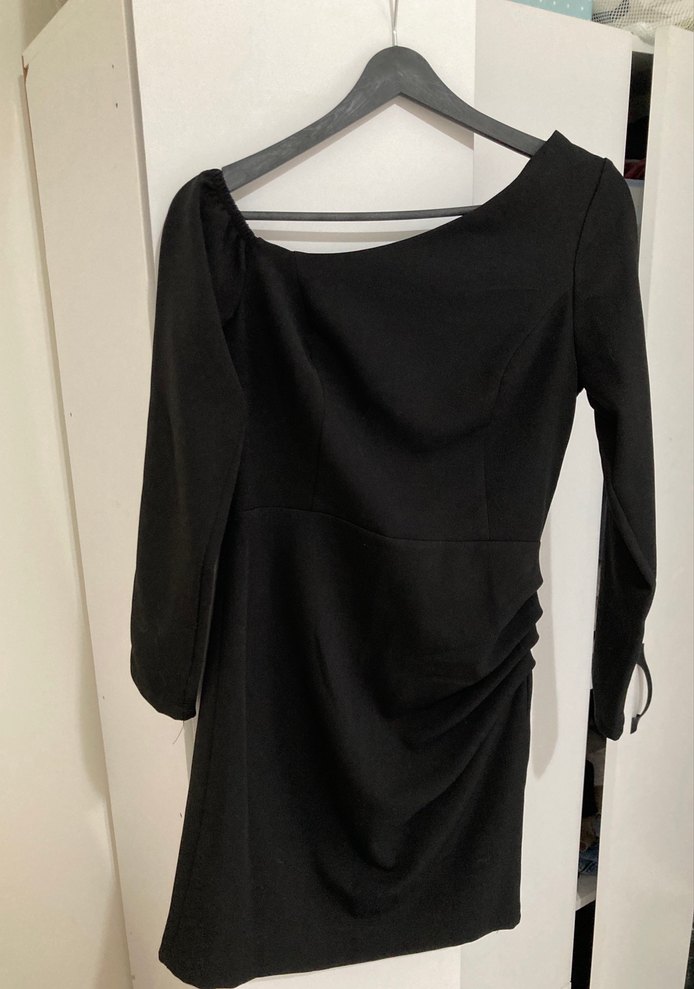 Drapeli Siyah Uzun Kollu Midi Elbise - Görsel 3