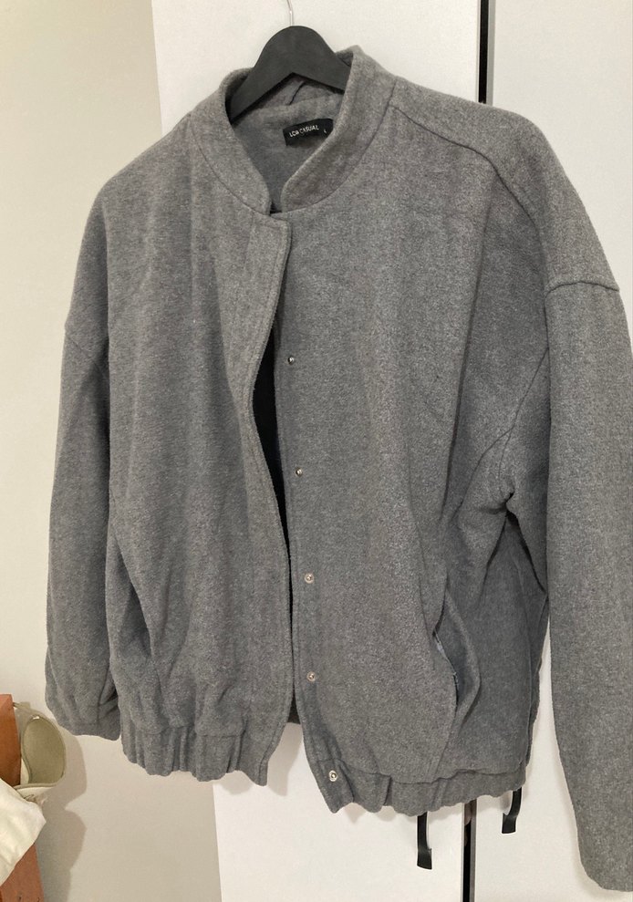 Gri Düğmeli Kadın Ceket - Görsel 2