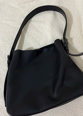 Siyah Minimalist Kadın.biraz kullanılmaya bağlı defosu var - Görsel 3