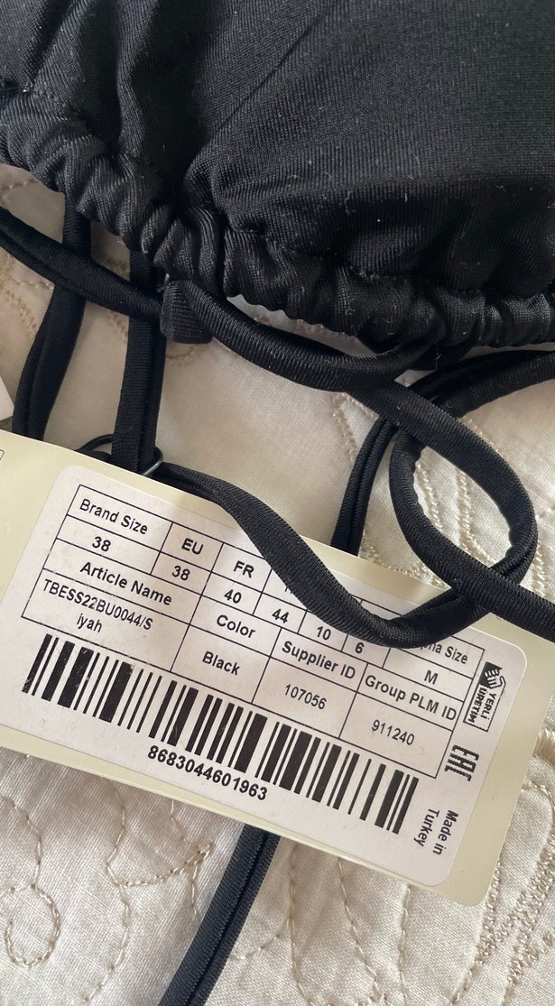 Siyah İp Askılı Mini Bikini Üstü - Görsel 3