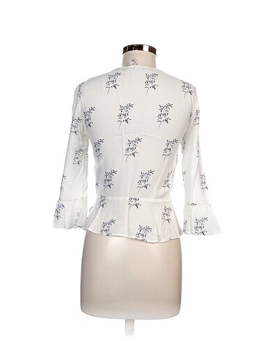 34 Beden H&M Bluz %70 İndirimli.