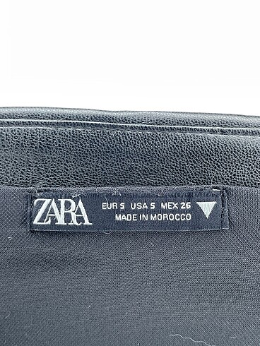 s Beden siyah Renk Zara Bluz %70 İndirimli.