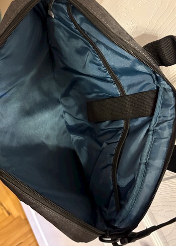 LENOVO marka bilgisayar çantası - Görsel 2