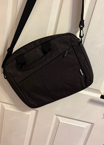 LENOVO marka bilgisayar çantası - Görsel 3