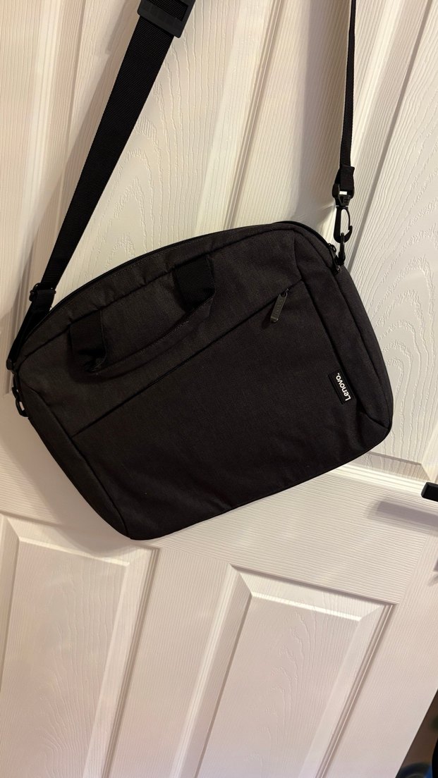 LENOVO marka bilgisayar çantası - Görsel 3