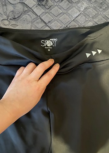 Siyah Midi Spor Şort - Görsel 2