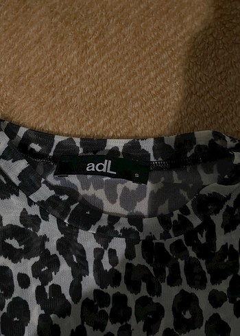 Gri Leopar Desenli Uzun Kollu Bluz - Görsel 2