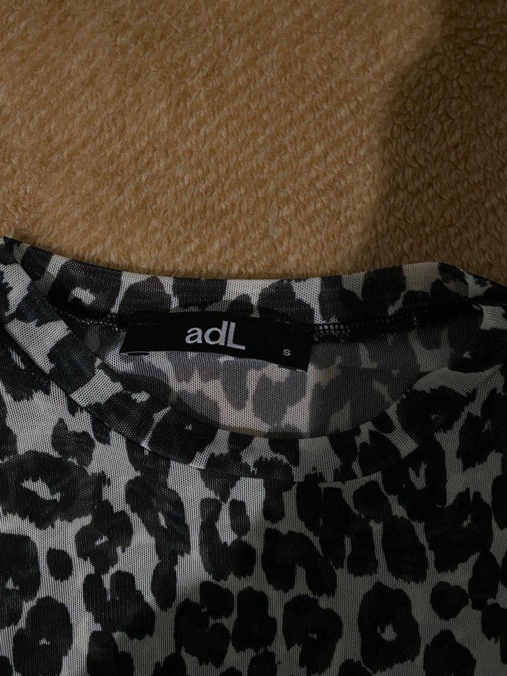 Gri Leopar Desenli Uzun Kollu Bluz - Görsel 2