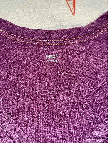 Gap İki tane tshirt