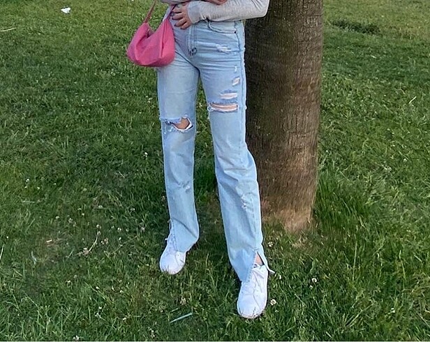 yırtık jean kot