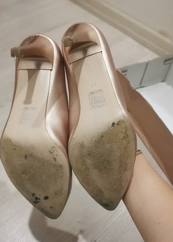 Bej Deri Stiletto Topuklu Kadın Ayakkabı - Görsel 2