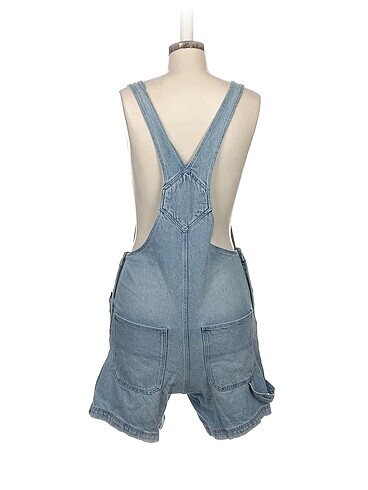 xs Beden Bershka Kısa Tulum %70 İndirimli.