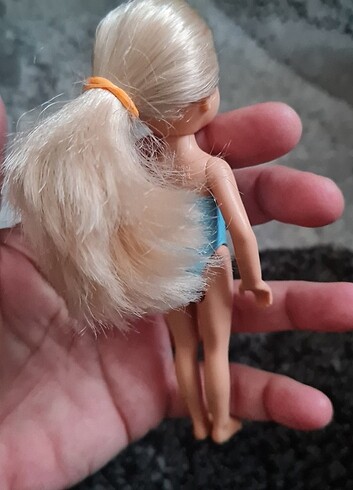 Beden Renk mayolu minik barbie