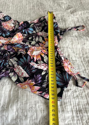 Çiçek Desenli Kadın Mini Tulum - Görsel 3