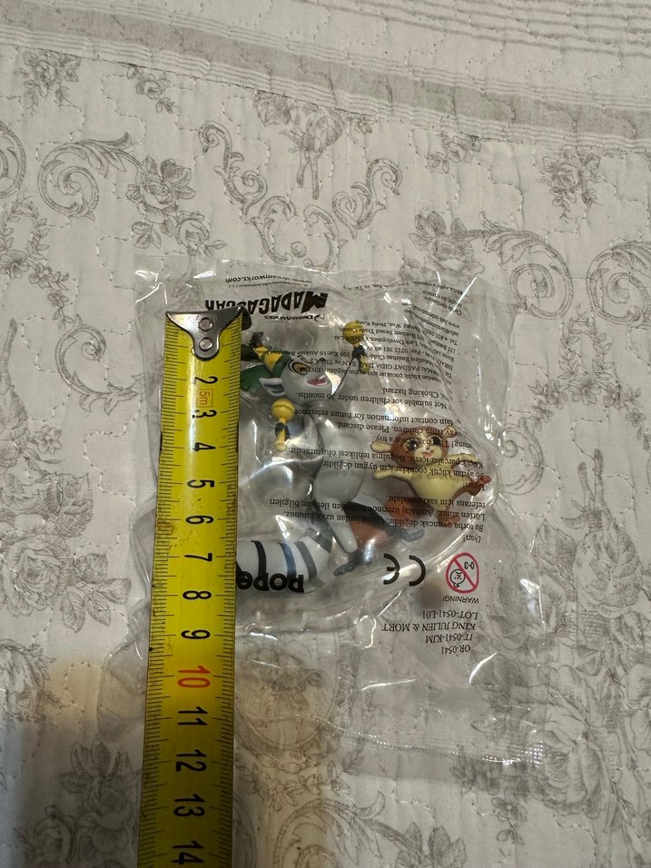 Madagascar Temalı Gri Figür Seti - Görsel 4