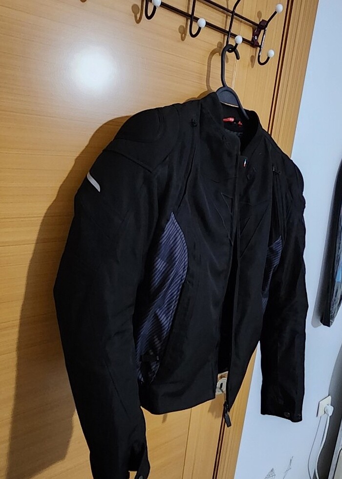 Dainese 4 mevsim omuz dirsek korumali motorcu ceketi - Görsel 3