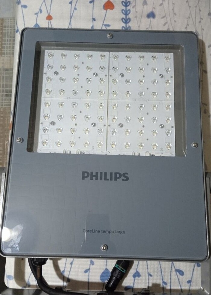 220-240' Luk Projektör dış mekan aydınlatma. 

 - Görsel 2