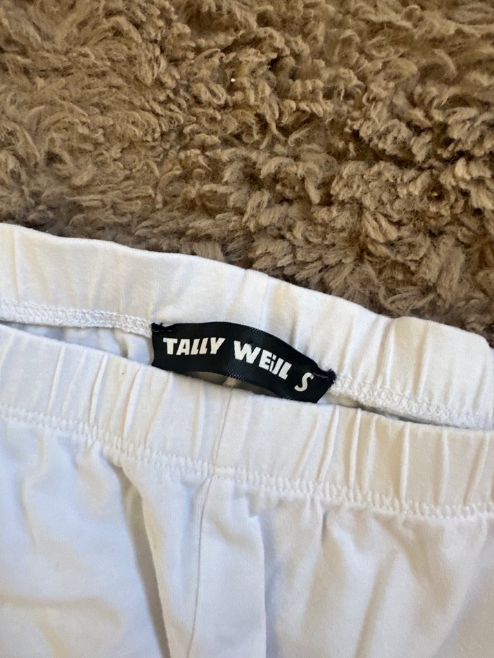 Kadın Beyaz Kısa Tayt - Görsel 2