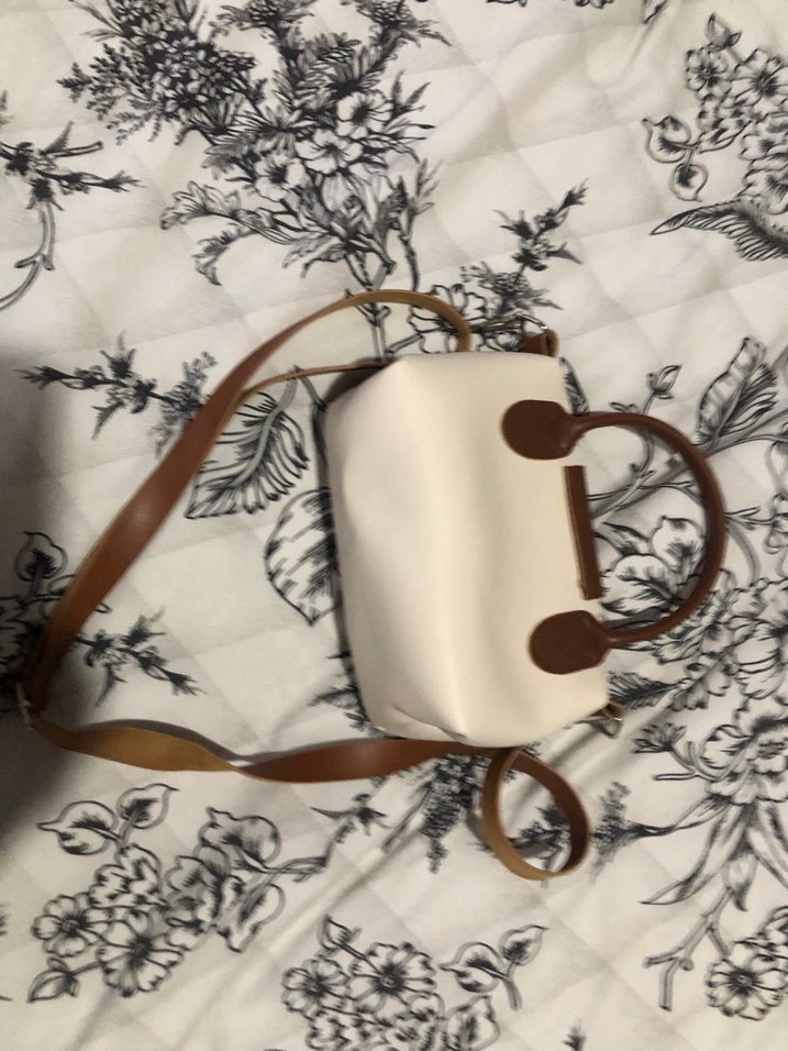 Beyaz Deri Tokalı Bohem Kadın Çanta - Görsel 2