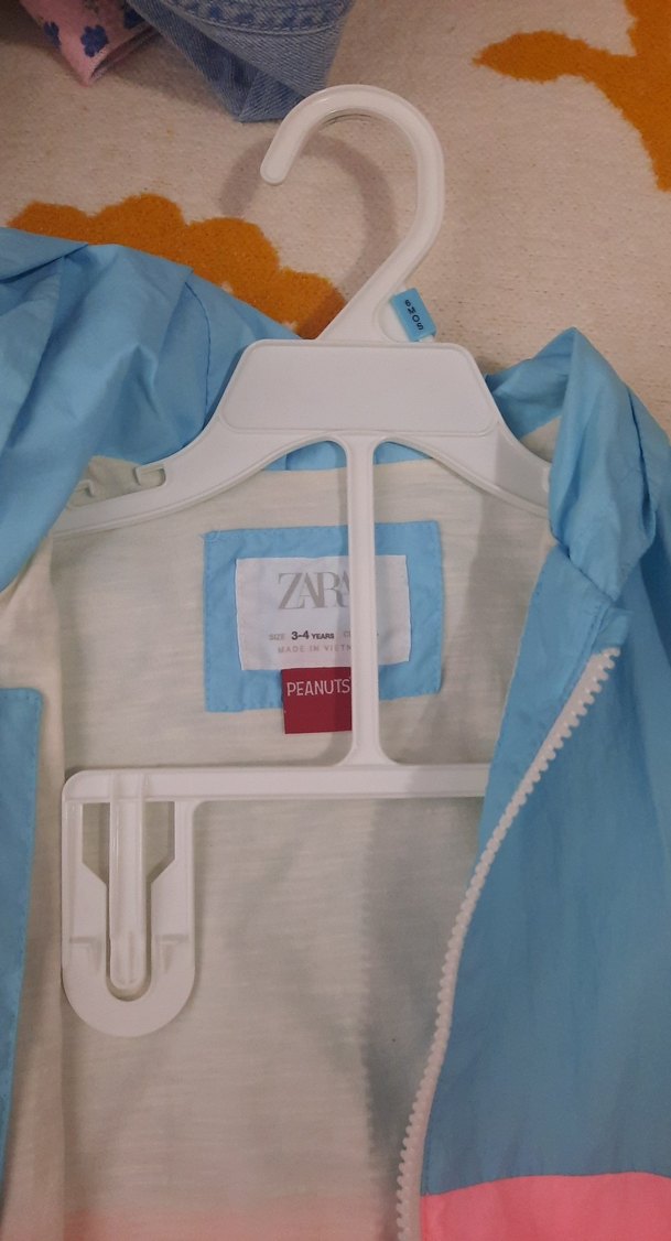 Kız Çocuk Kapüşonlu Renkli Fermuarlı Yağmurluk - Görsel 3