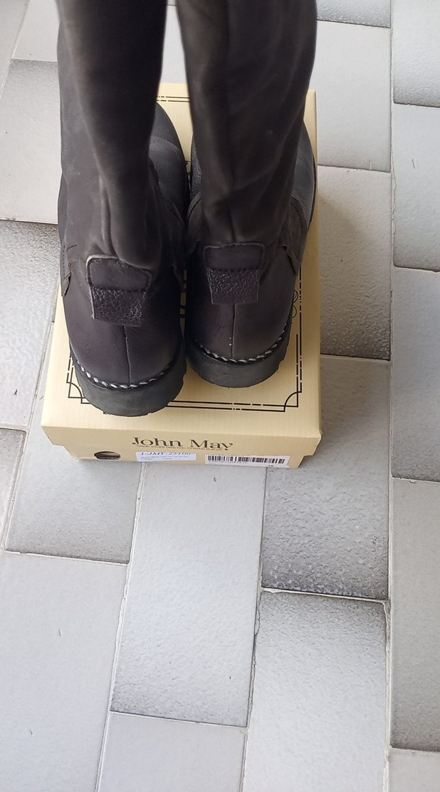 Koyu gri Tokalı Diz Boyu Bot - Görsel 3