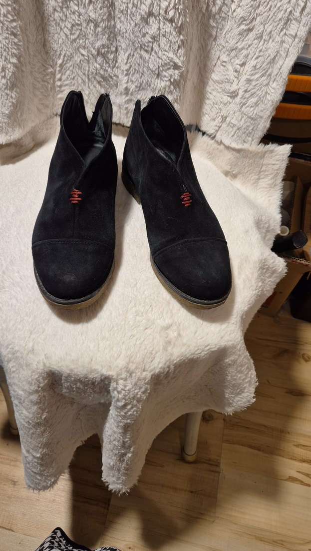 Hotiç yaya marka Siyah Kadın Süet  Bot - Görsel 2