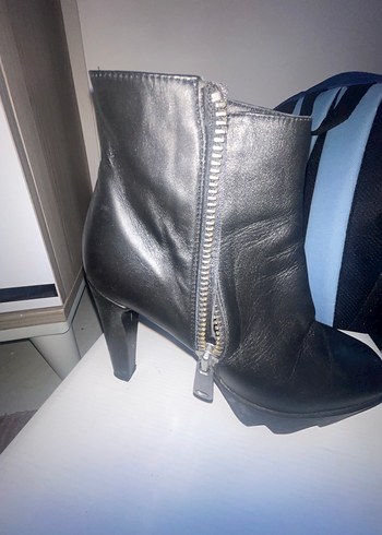 Siyah Deri Stiletto Topuklu Kadın Bot - Görsel 3