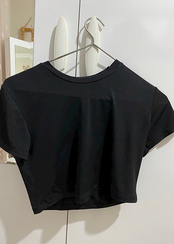 Siyah Baskılı Kadın Crop Tişört - Görsel 2