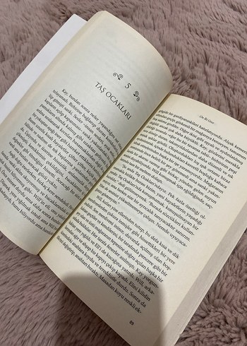 On İki Gece - Andrew Zurcher - Görsel 3