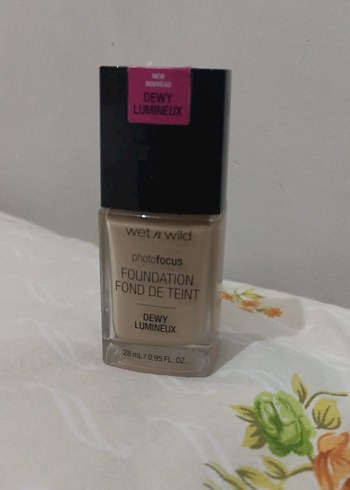 Wet n Wild Fondöten - Görsel 2