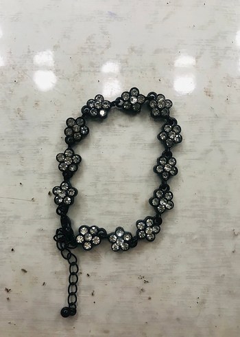 Accessorize  Tasli Siyah Cicekli İnce Bileklik