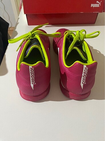 Adidas Predator ayakkabı