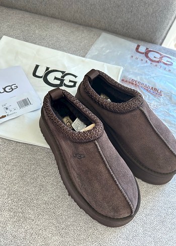 UGG Kahverengi Süet Kadın Dolgu Topuk Terlik