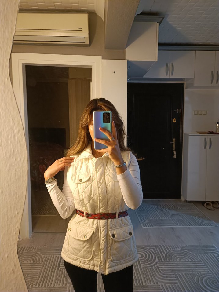 Düğmeli Beyaz Kadın Midi Yelek - Görsel 2