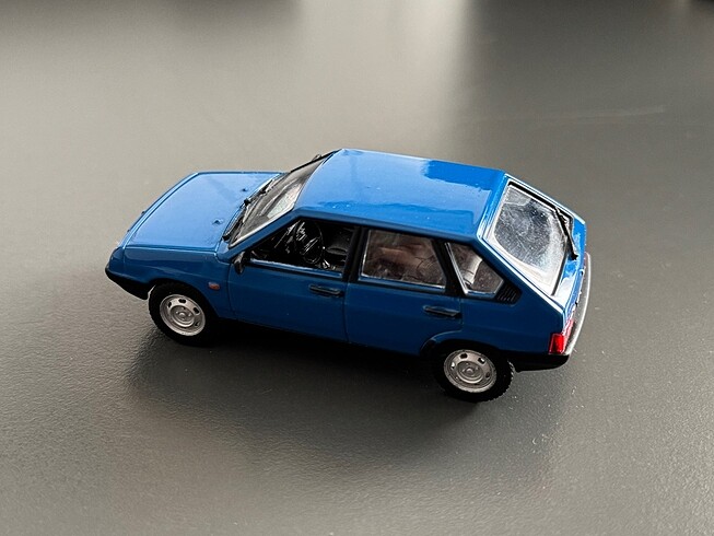 1:43 ALTAYA LADA SAMARA DIECAST
