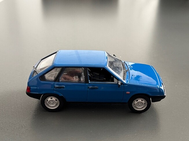 Beden 1:43 ALTAYA LADA SAMARA DIECAST