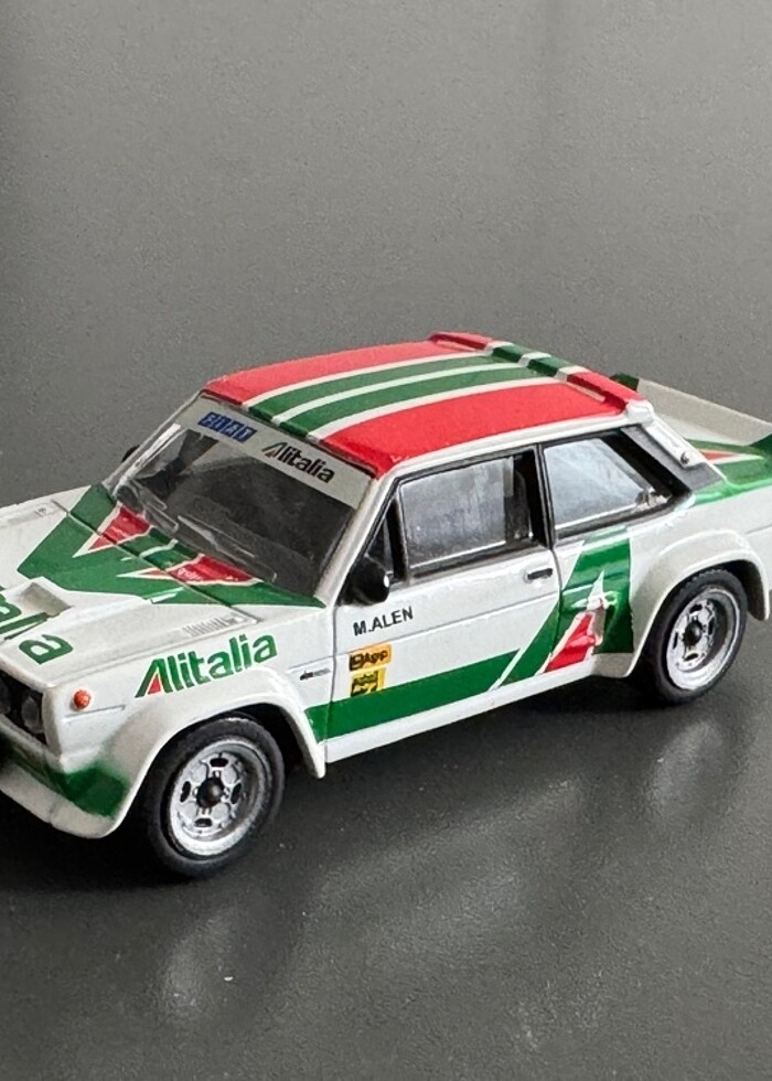 1:43 BBURAGO FIAT 131 ABARTH RALLYE DIECAST (ABARTH LİSANSLI) - Görsel 2