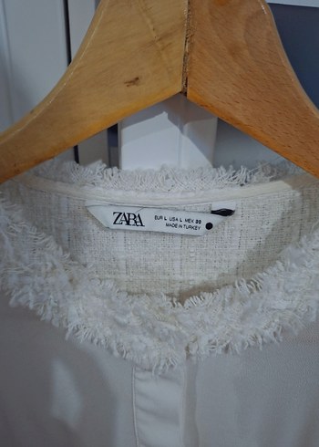 Zara Düğmeli, Uzun Kollu Cep Detaylı Beyaz Kadın Gömlek
