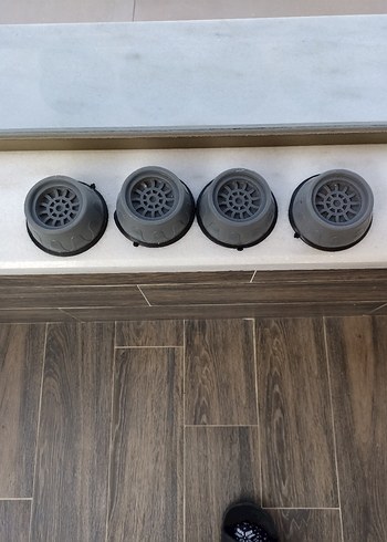çamaşır makinesi ayagi
