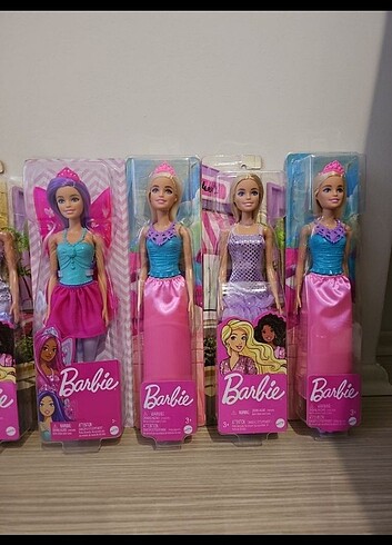 Barbie Barbie Marka Oyuncak Bebekler